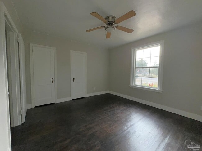 Building Photo - 1400 Wisteria Ave
