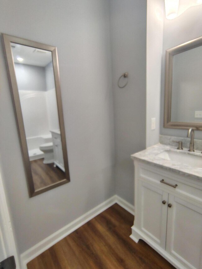 Building Photo - 1061B Pinecrest Ave NW