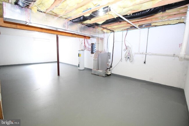 Building Photo - 132 Bay Hill Ln