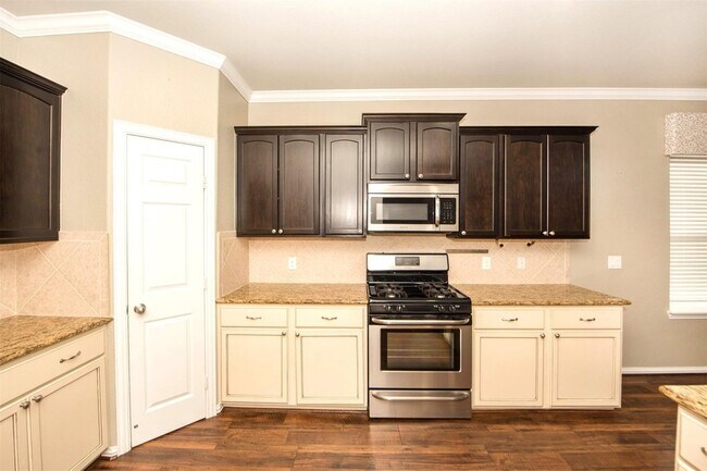 Building Photo - 17422 Aldenwilds Ln