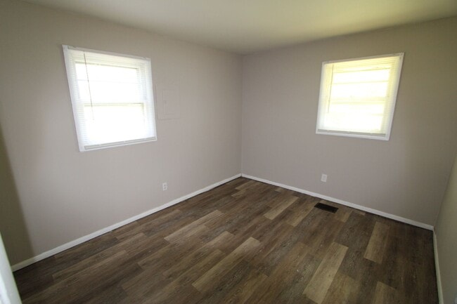 Building Photo - Charming 3-Bedroom Home with Modern Amenities