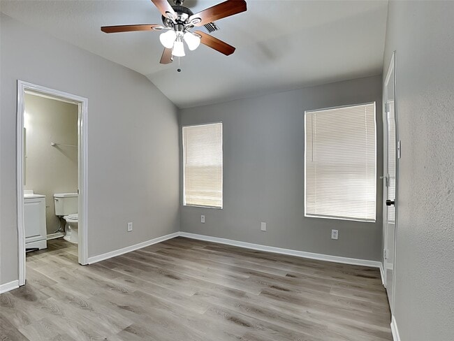 Building Photo - 15019 Easingwold Dr