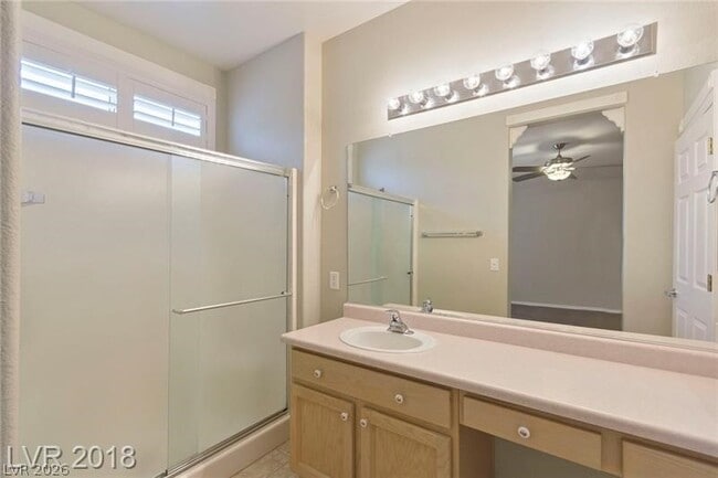 Building Photo - 2557 Shellsburg Ave