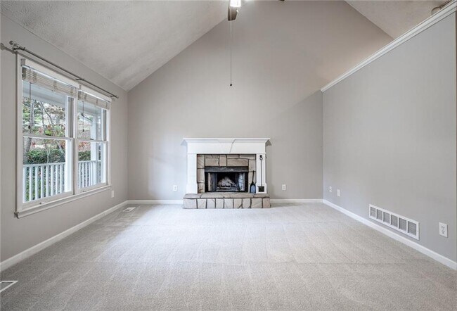 Building Photo - 225 Hawkins Farm Cir