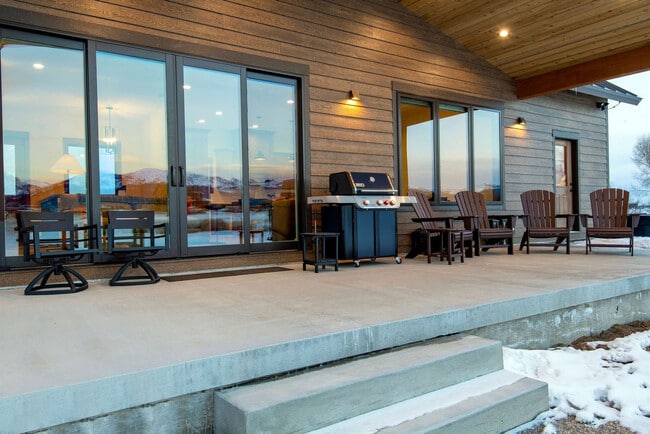 Building Photo - 339 Wild Cat Canyon Loop