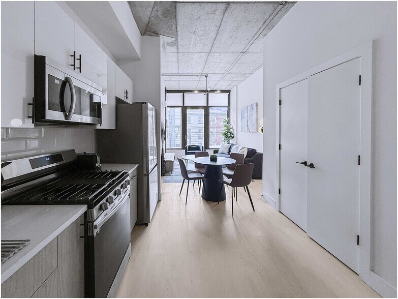 Building Photo - 1247 N 2nd St