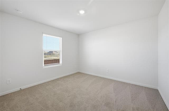 Building Photo - 701 Leavenworth Dr