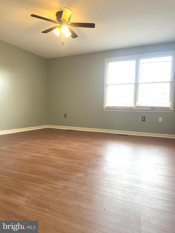 Building Photo - 8024 Hollow Reed Ct