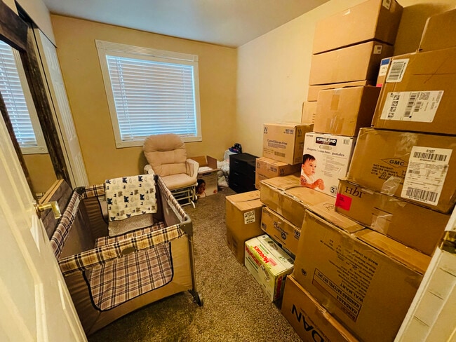 Bedroom2 - 2682 Southview Plz