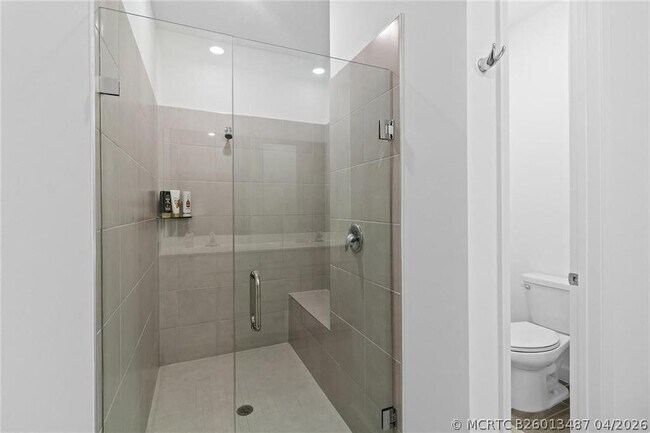 Building Photo - 14534 Highland Center Way