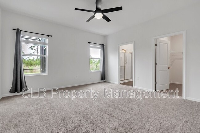 Building Photo - 3012 Neverland Dr
