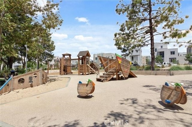 Building Photo - 175 Cadence