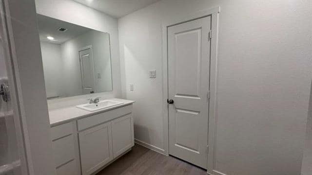 Building Photo - 11257 Rodeo Dr