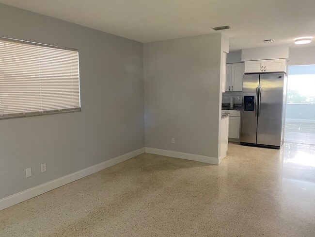 Building Photo - 5242 20th Ave N