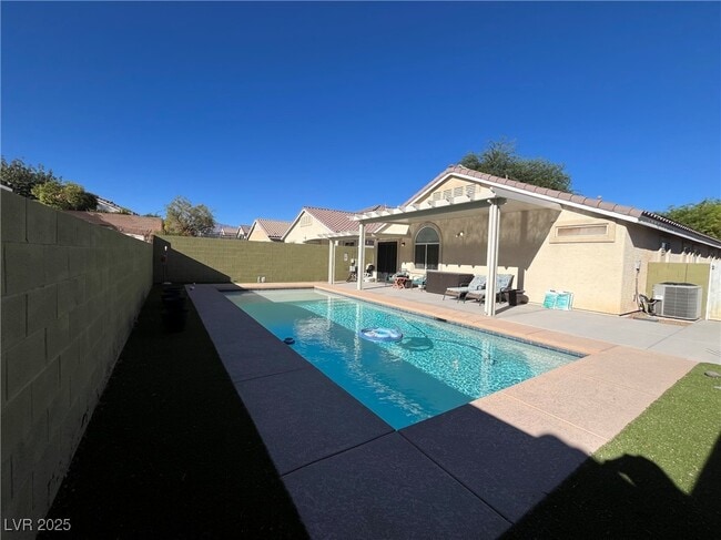 Building Photo - 5721 Bullhead St