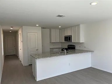 Building Photo - 2008 Wolford Wy