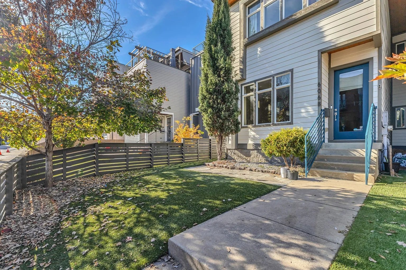 Building Photo - 606B Hume St