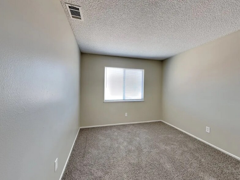 Building Photo - 7363 Lime Ave