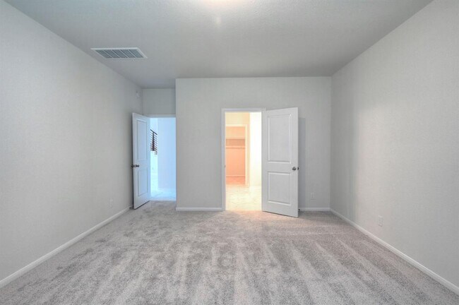 Building Photo - 22234 Delphin Grv Dr