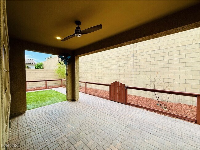 Building Photo - 253 Kindly Way