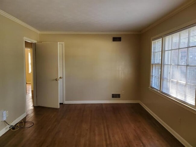 Building Photo - 1788 S Perkins Rd