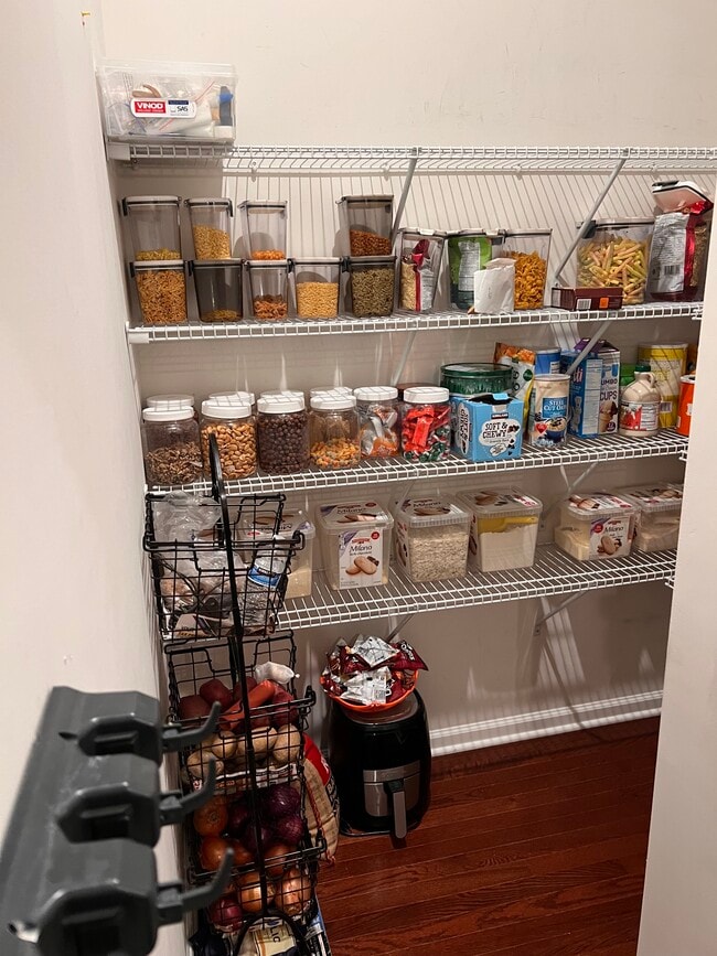 Building Photo - 3010 Mahican Cir