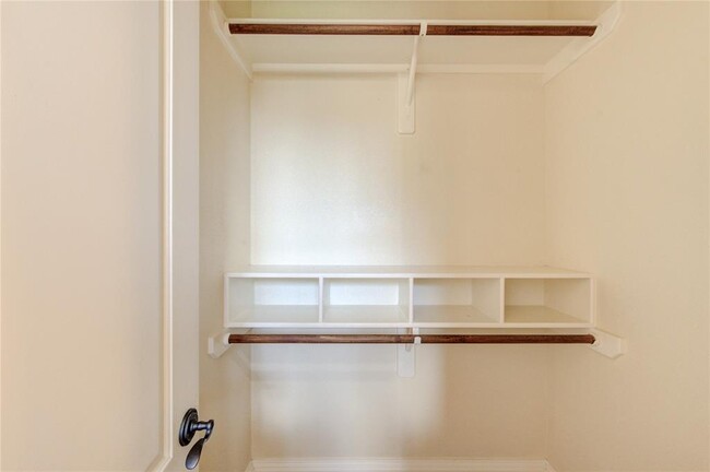 Building Photo - 4011 Westerdale Dr