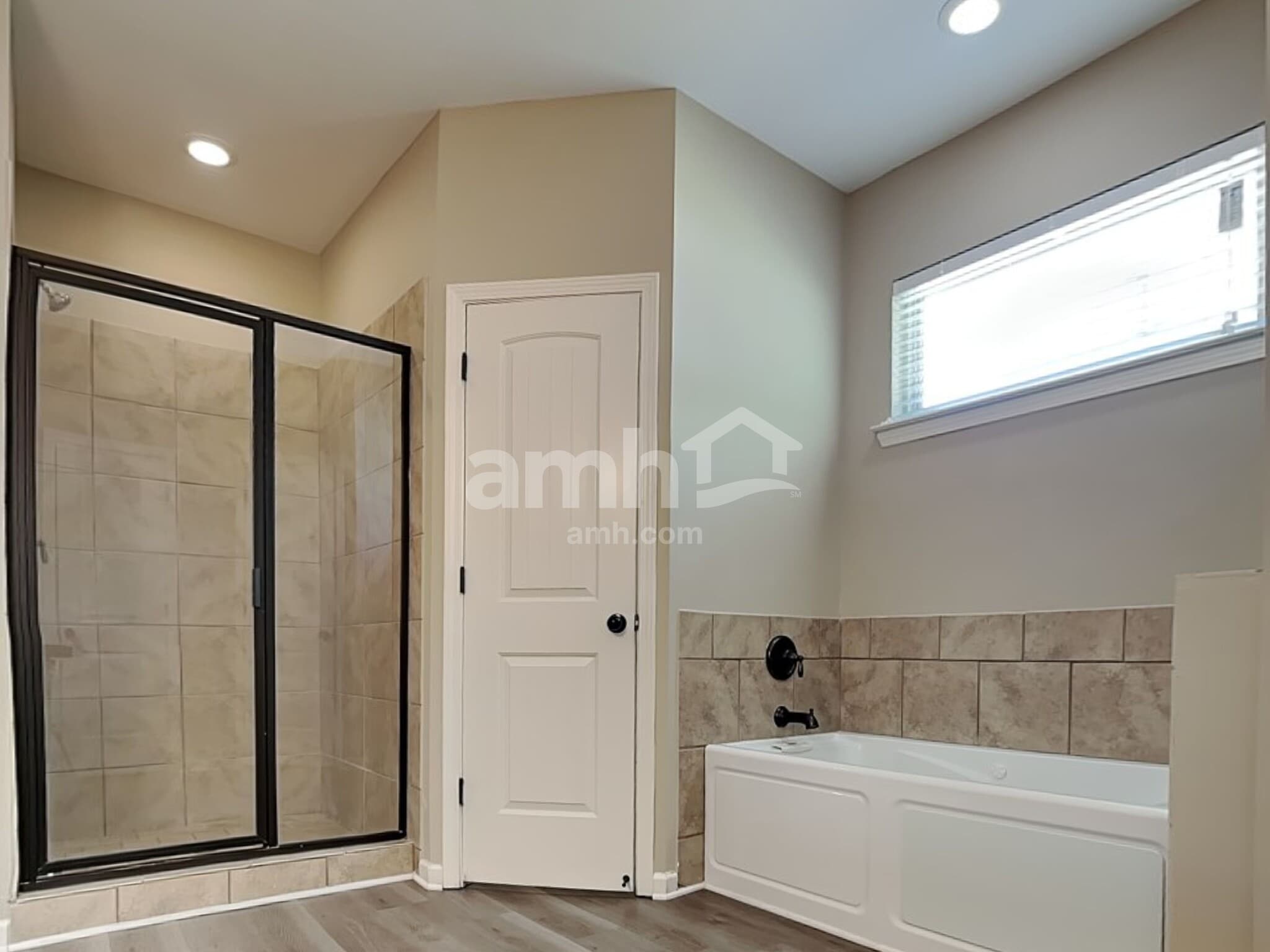 Building Photo - 4616 Wedge Hill Dr