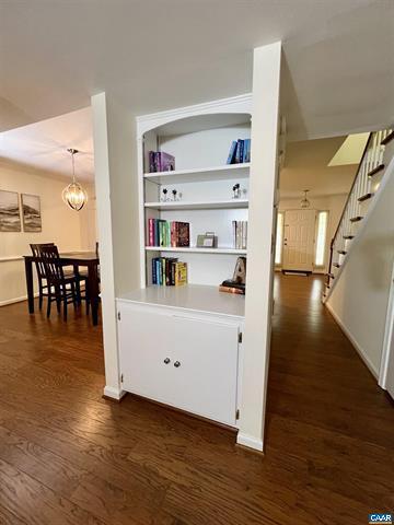 Building Photo - 3210 Gateway Cir