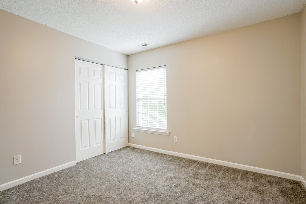 Building Photo - 3112 Olustee Dr