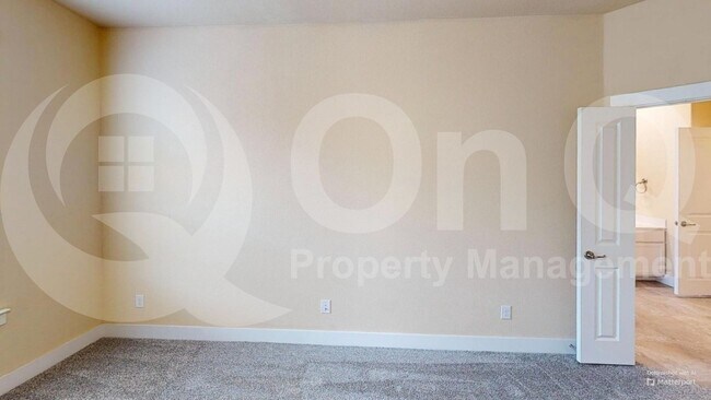 Building Photo - 2421 Magalia Ln
