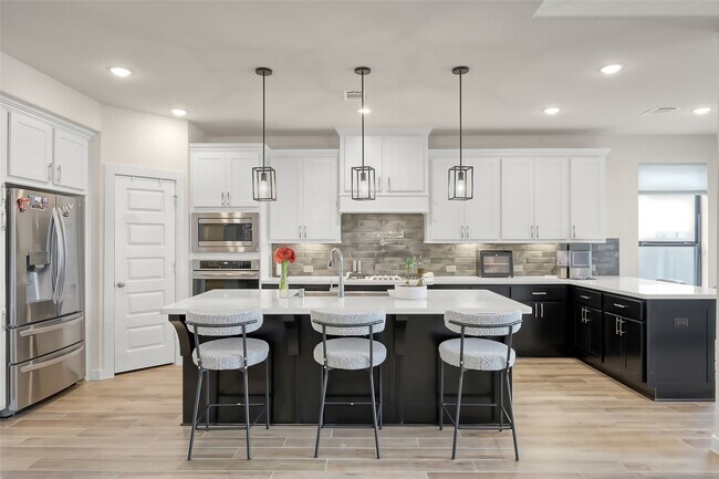 Building Photo - 6718 Waxbill Rd