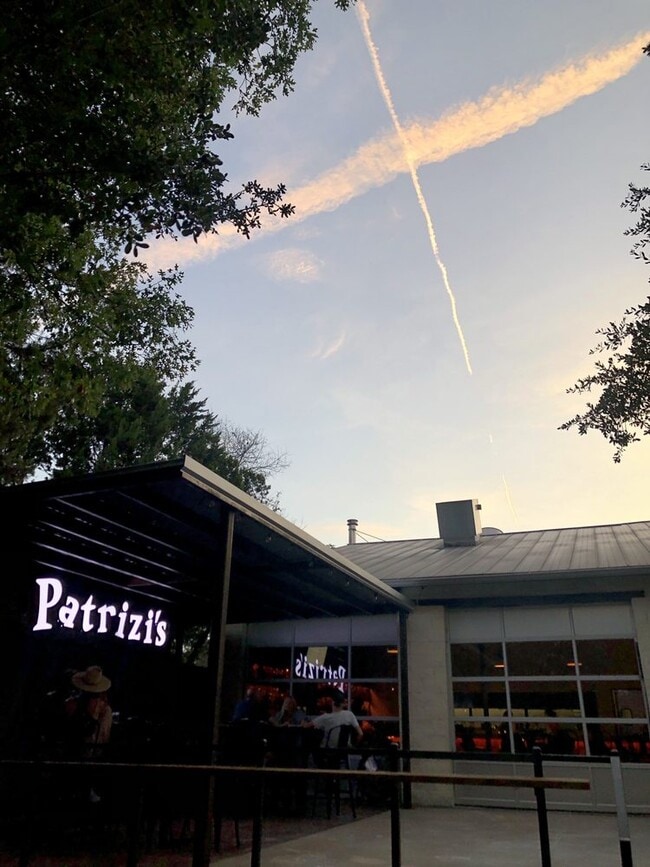 Building Photo - 104 S Tumbleweed Trail