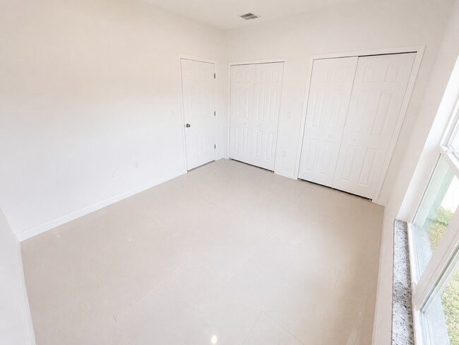 Building Photo - Beautiful Brand new house for rent, Lehigh Acres