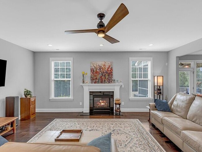 Building Photo - Build Equity While Leasing - Lease and Own...