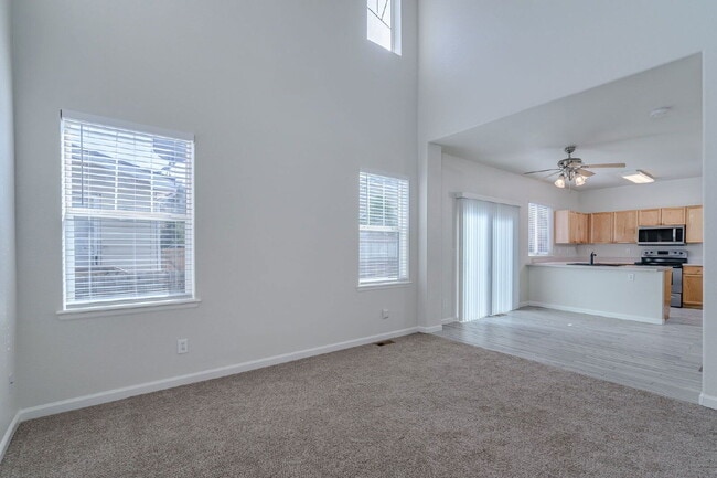 Building Photo - 965 Evening Star Ct