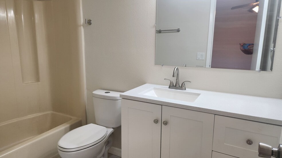 Building Photo - 3530 Forest Branch Dr