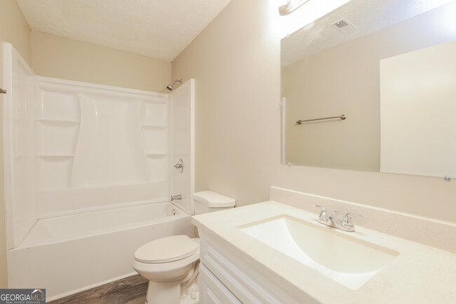 Building Photo - 299 Park Ridge Ct