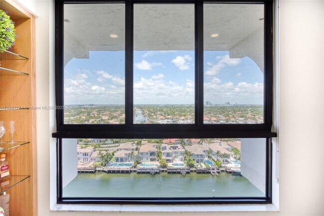 Building Photo - 1500 S Ocean Dr