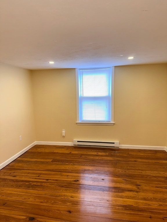 Building Photo - 20 Chestnut St