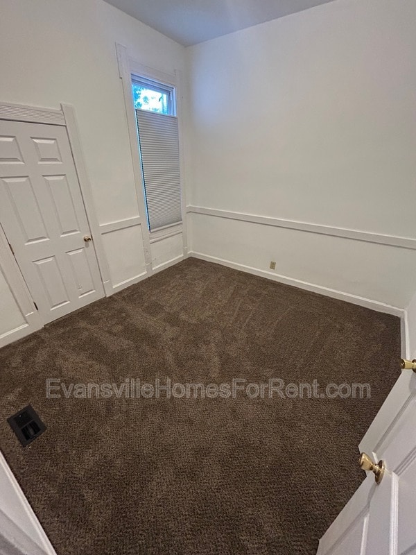 Building Photo - 404 E Virginia St