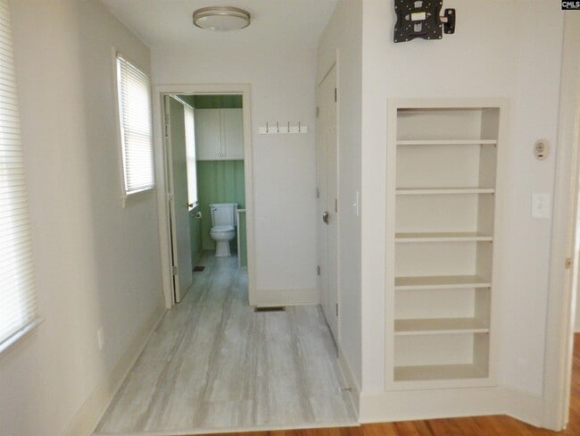 Building Photo - 2913 English Ave