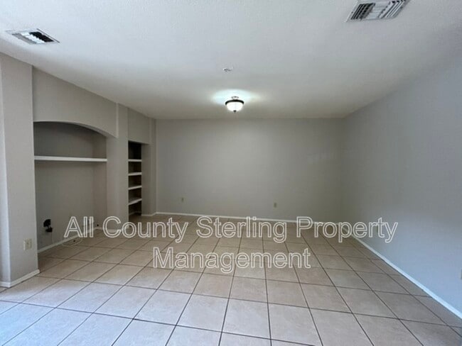 Building Photo - 132 Vista Verdi Cir