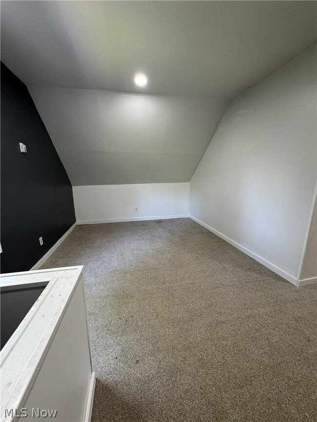 Building Photo - 10209 Elwell Ave
