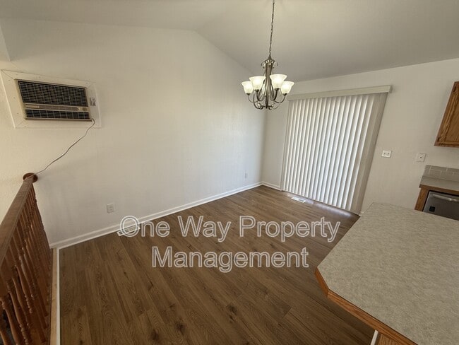 Building Photo - 4541 Dinosaur Ct