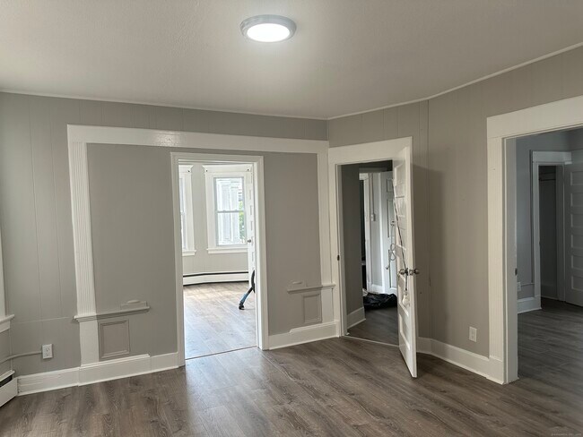 Building Photo - 429 Dixwell Ave