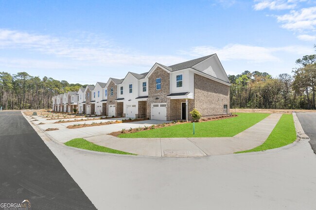 Building Photo - 2589 Harris Trail Rd
