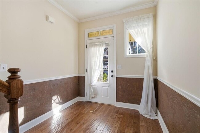 Building Photo - 513 Broughton Dr