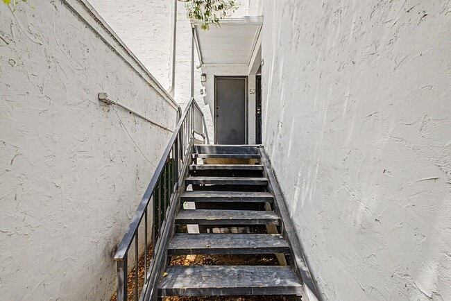 Building Photo - 3416 N 44th St