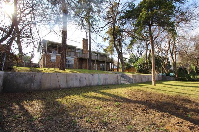 Building Photo - 313 Woodhaven Dr